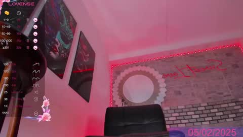 Snapshot of karlaebony_ts chatting on February 5, 2025, 11:02 am KARLA online show from February 5, 2025, 11:02 am