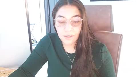 kloy online show from September 23, 2025, 3:48 pm