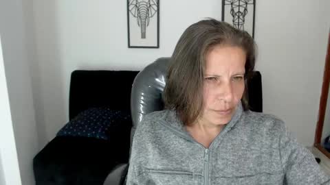 KARLYE online show from December 28, 2024, 5:23 am