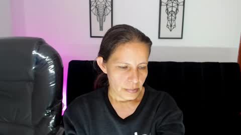 KARLYE online show from February 4, 2025, 6:04 am