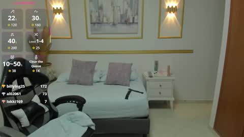 karlyy_ online show from October 18, 2025, 7:47 pm