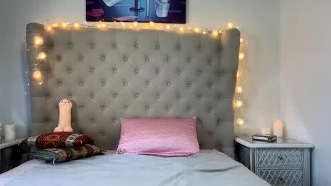 Snapshot of karmarosexx chatting on December 4, 2024, 8:23 am KarmaRosexx online show from December 4, 2024, 8:23 am