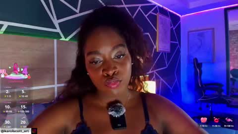 Snapshot of karol_scott1 chatting on October 9, 2025, 11:14 pm KAROL SCOTT online show from October 9, 2025, 11:14 pm