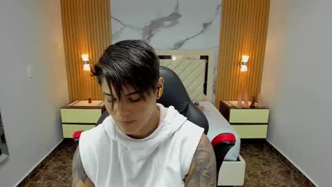 Karol and Luna online show from November 16, 2025, 7:08 pm