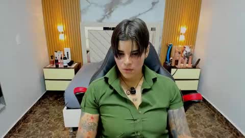 Karol and Luna online show from November 29, 2025, 7:28 pm