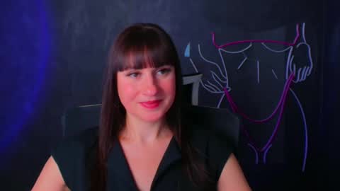 Caroline online show from December 19, 2024, 12:45 pm