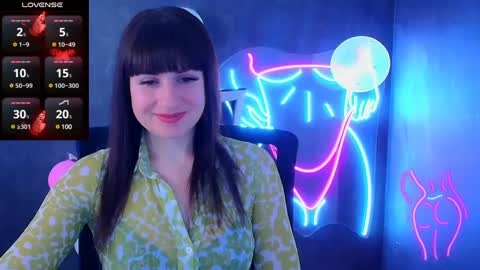 Caroline online show from March 5, 2025, 6:23 am