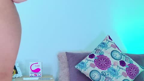 Snapshot of karolinahil chatting on January 16, 2025, 2:09 am karolinahill online show from January 16, 2025, 2:09 am