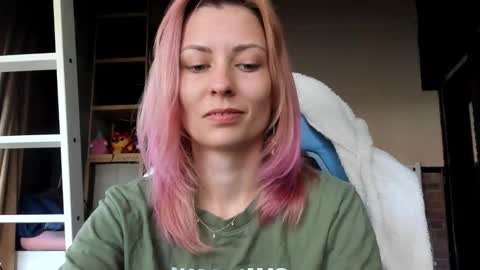 karoline121 online show from October 27, 2025, 8:51 am