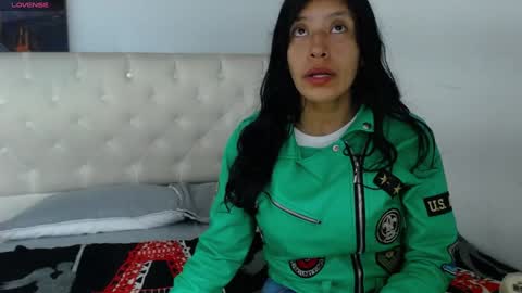Snapshot of karoline_66 chatting on December 6, 2024, 7:54 am Karoline 66 online show from December 6, 2024, 7:54 am