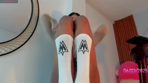 Snapshot of karoline_marin chatting on March 6, 2025, 9:42 pm Karoline online show from March 6, 2025, 9:42 pm