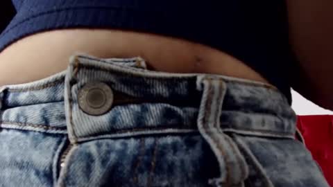 Snapshot of karolineburnx chatting on February 6, 2025, 7:18 pm Isa online show from February 6, 2025, 7:18 pm