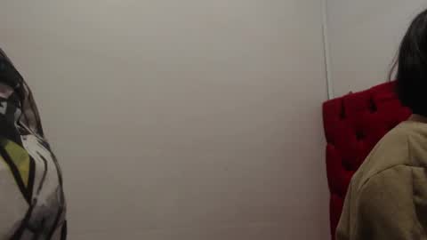 Snapshot of karolineburnx chatting on February 11, 2025, 7:54 am Isa online show from February 11, 2025, 7:54 am