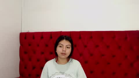 Snapshot of karolineburnx chatting on February 15, 2025, 9:16 am Isa online show from February 15, 2025, 9:16 am