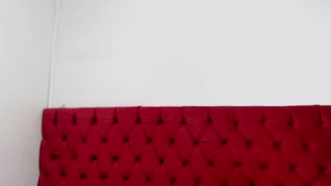 Snapshot of karolineburnx chatting on February 18, 2025, 5:09 am Isa online show from February 18, 2025, 5:09 am