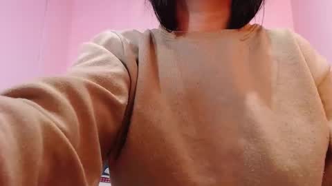 Snapshot of karolineburnx chatting on February 26, 2025, 11:41 am Isa online show from February 26, 2025, 11:41 am