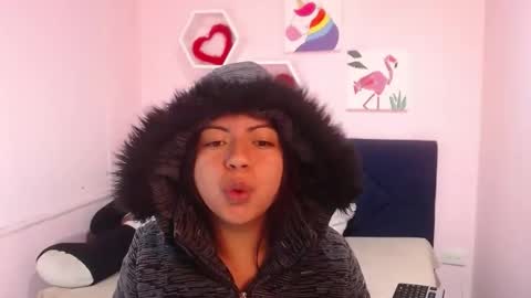 Snapshot of karolineburnx chatting on February 28, 2025, 11:58 am Isa online show from February 28, 2025, 11:58 am