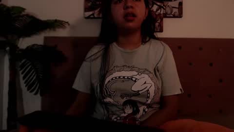 Snapshot of karolineburnx chatting on March 6, 2025, 5:54 pm Isa online show from March 6, 2025, 5:54 pm