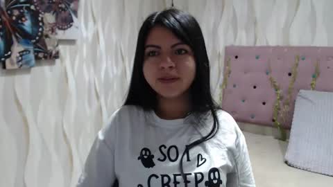 Snapshot of karolineburnx chatting on September 11, 2025, 9:53 am Isa online show from September 11, 2025, 9:53 am