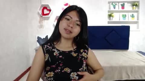 Snapshot of karolineburnx chatting on September 29, 2025, 11:15 am Isa online show from September 29, 2025, 11:15 am