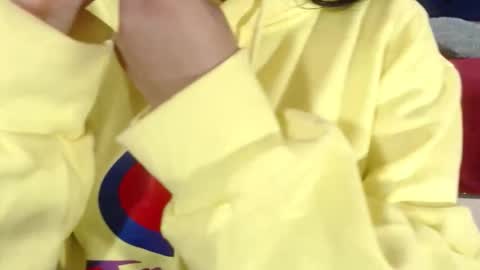 Snapshot of karolineburnx chatting on October 22, 2025, 4:13 am Isa online show from October 22, 2025, 4:13 am