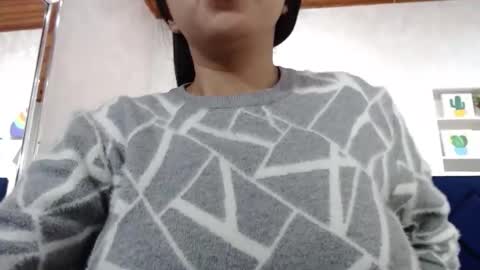 Snapshot of karolineburnx chatting on October 30, 2025, 3:19 am Isa online show from October 30, 2025, 3:19 am