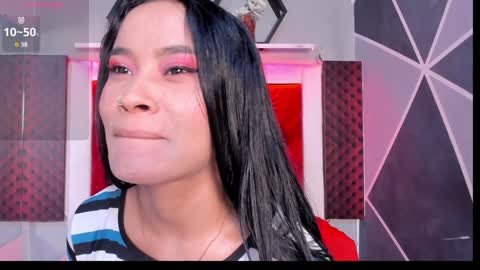 Snapshot of karoll014 chatting on January 8, 2025, 11:43 am Karol online show from January 8, 2025, 11:43 am