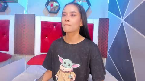 Snapshot of karoll014 chatting on September 15, 2025, 11:10 am Karol online show from September 15, 2025, 11:10 am