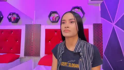 Snapshot of karoll014 chatting on September 30, 2025, 11:48 am Karol online show from September 30, 2025, 11:48 am