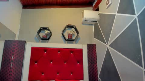 Karol online show from November 17, 2025, 12:00 pm