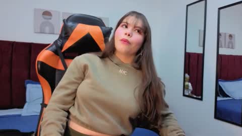 Snapshot of karoly_ocampo chatting on October 24, 2025, 6:21 am karoly online show from October 24, 2025, 6:21 am