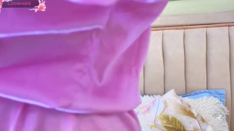 Snapshot of karoly_ocampo chatting on December 5, 2025, 4:54 am karoly online show from December 5, 2025, 4:54 am