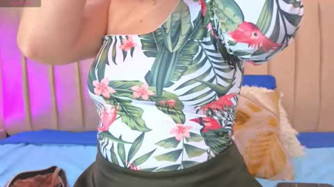 Snapshot of karoly_ocampo chatting on December 14, 2025, 4:29 am karoly online show from December 14, 2025, 4:29 am