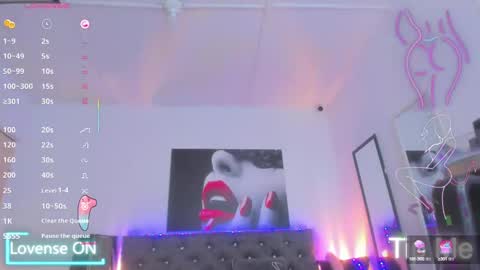  Kasandra  online show from September 25, 2025, 11:19 pm