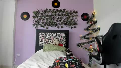 Snapshot of kassandra_james chatting on January 3, 2025, 2:08 pm kassandra james online show from January 3, 2025, 2:08 pm