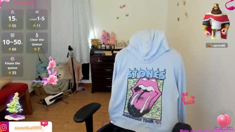 Snapshot of kat_ly_chan chatting on December 1, 2024, 7:36 pm Kat       online show from December 1, 2024, 7:36 pm