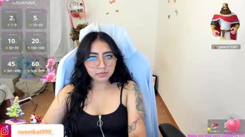 Snapshot of kat_ly_chan chatting on December 24, 2024, 5:23 pm Kat       online show from December 24, 2024, 5:23 pm