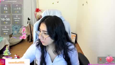 Snapshot of kat_ly_chan chatting on January 2, 2025, 11:06 pm Kat       online show from January 2, 2025, 11:06 pm