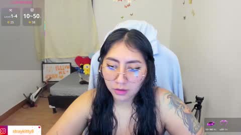 Snapshot of kat_ly_chan chatting on October 2, 2025, 12:06 am Kat       online show from October 2, 2025, 12:06 am