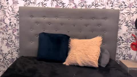 Snapshot of katahoot_ chatting on December 29, 2024, 8:11 am K A T A H O O T online show from December 29, 2024, 8:11 am