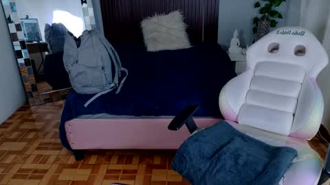 kate online show from October 18, 2025, 9:15 pm