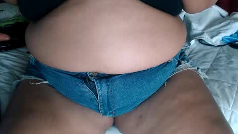 Snapshot of kataleyabig69 chatting on December 4, 2025, 4:27 pm katele online show from December 4, 2025, 4:27 pm