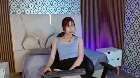 Snapshot of katana_tay chatting on September 30, 2025, 11:59 am katana_tay online show from September 30, 2025, 11:59 am