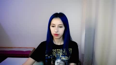 Maca online show from September 16, 2025, 1:12 pm