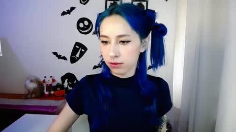 Maca online show from October 20, 2025, 2:28 pm