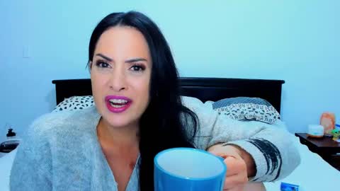 Snapshot of katarina_synnn chatting on March 6, 2025, 10:47 pm kata online show from March 6, 2025, 10:47 pm
