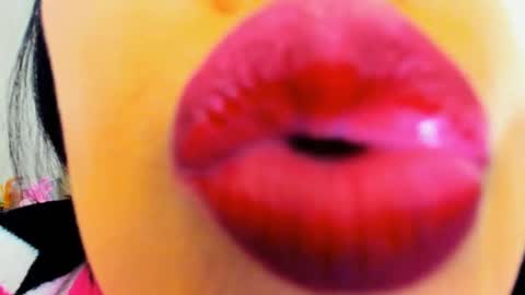 Snapshot of katarina_synnn chatting on October 6, 2025, 1:19 pm kata online show from October 6, 2025, 1:19 pm