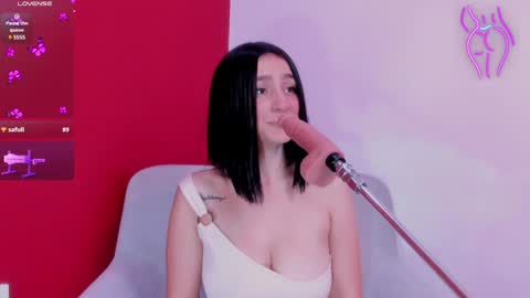 Snapshot of kate_bunny_ chatting on December 7, 2024, 11:40 am Kate online show from December 7, 2024, 11:40 am