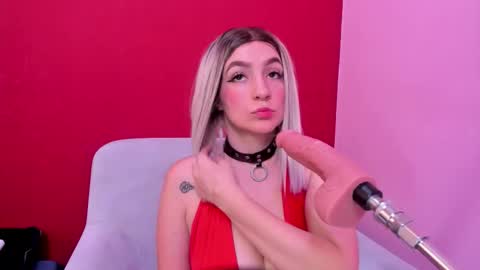 Snapshot of kate_bunny_ chatting on October 7, 2025, 12:24 pm Kate online show from October 7, 2025, 12:24 pm