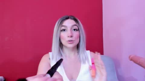 Snapshot of kate_bunny_ chatting on November 5, 2025, 12:16 pm Kate online show from November 5, 2025, 12:16 pm